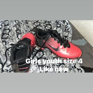 Nike Youth Soccer Cleats - Pink and Black